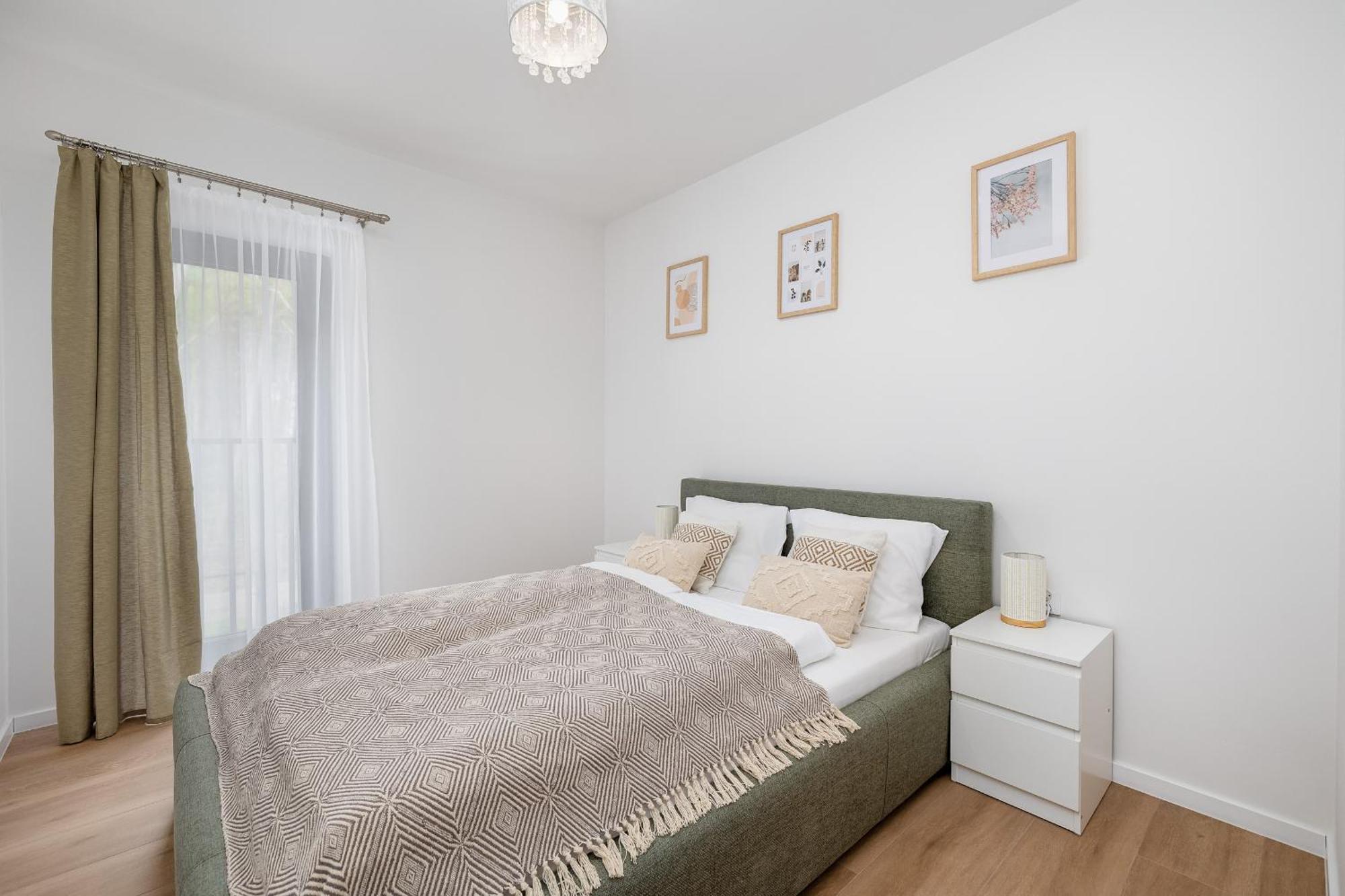 Stylowy Blisko Morza Z Parkingiem Zielona 3a By Renters *